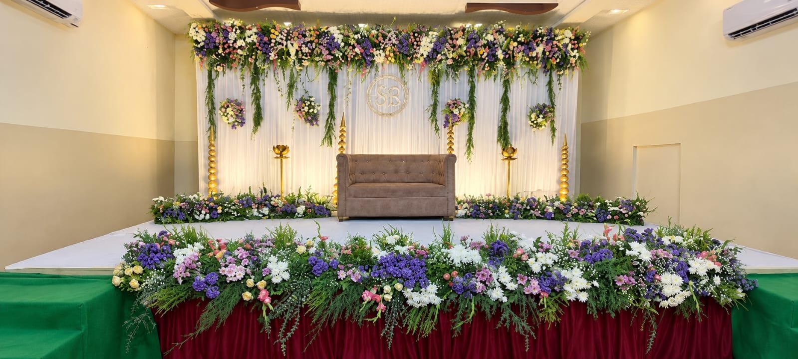 Fresh / Raw Flower Arrangements